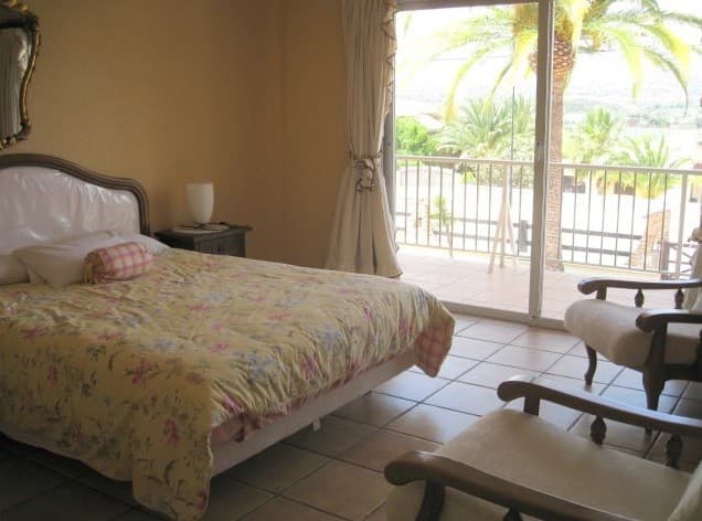 Villa 4