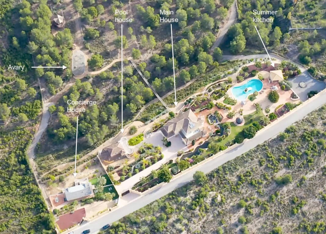 Villa 2