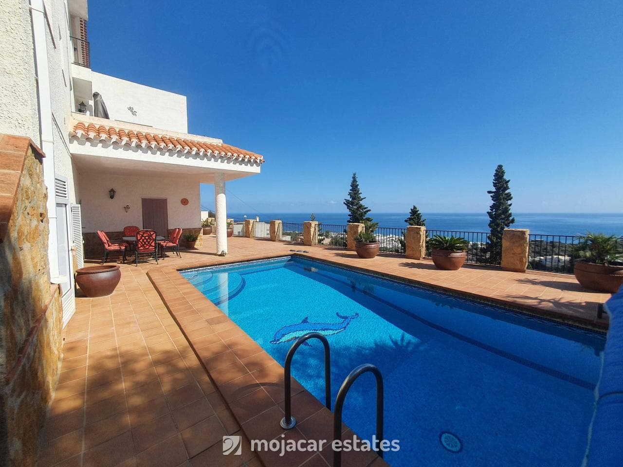 Villa 2