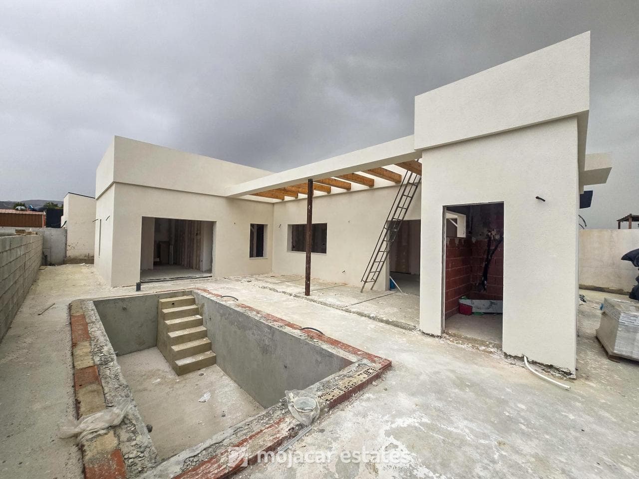 Villa 2