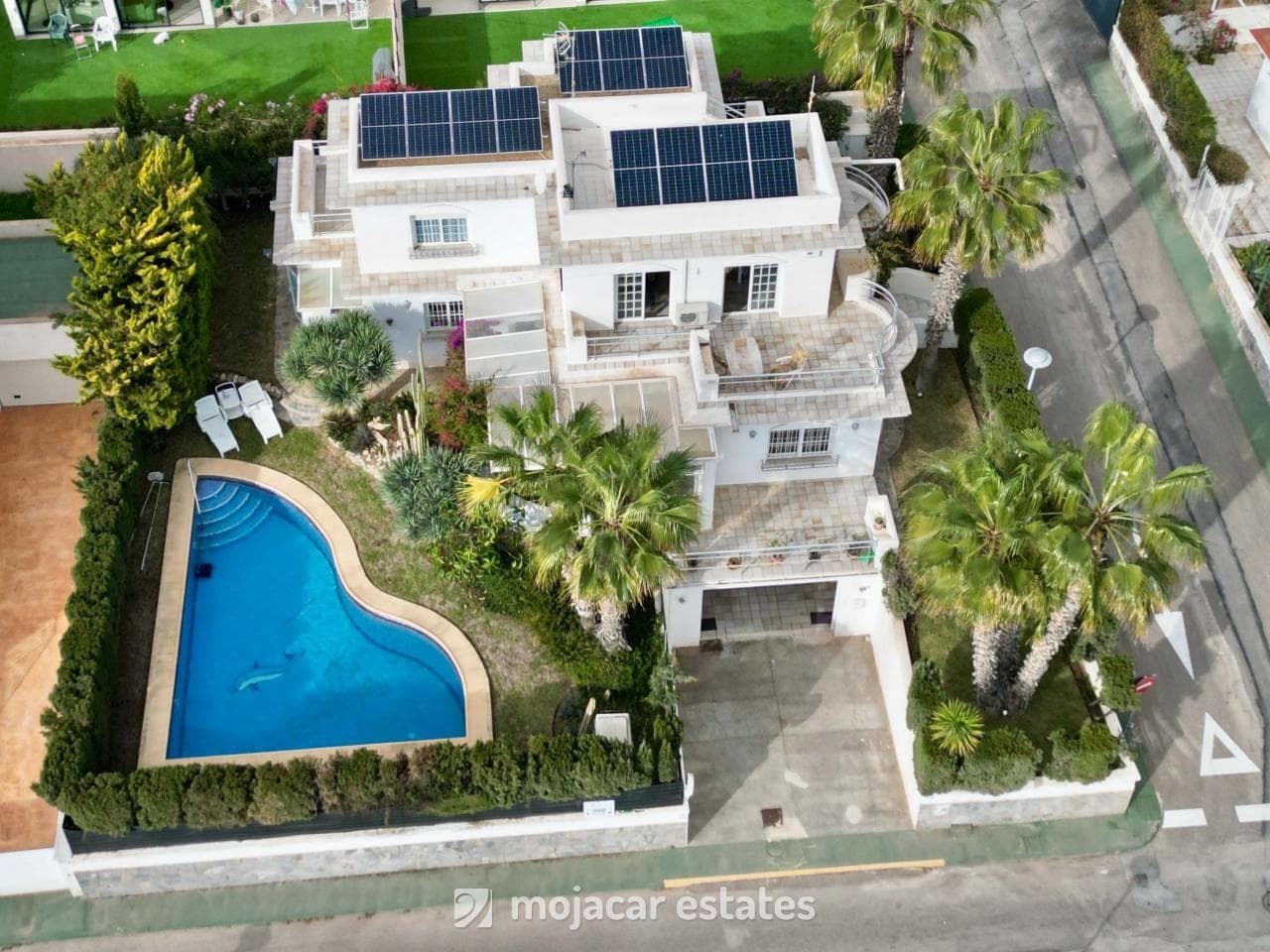 Villa 2